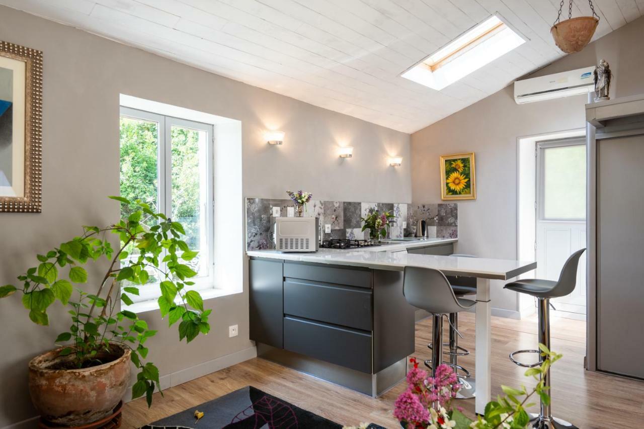 La Maison De Raphael Hotell Tournon-sur-Rhone Exteriör bild